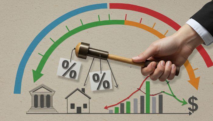Wpływ stóp procentowych na ratę kredytu – jak przygotować się na kolejne podwyżki lub obniżki?